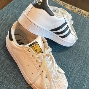 Adidas Superstan Shoes